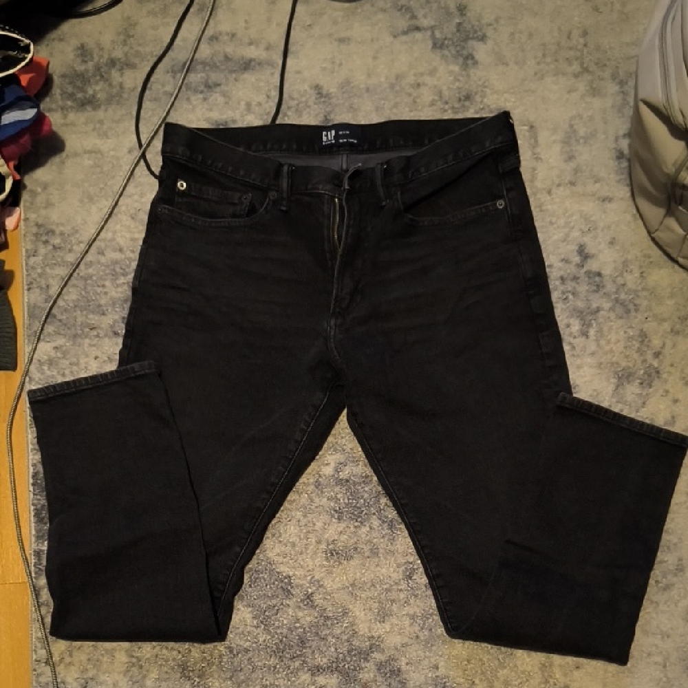 GAP | Men's Charcoal Slim Jeans